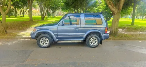 Mitsubishi Montero 3.0 V13