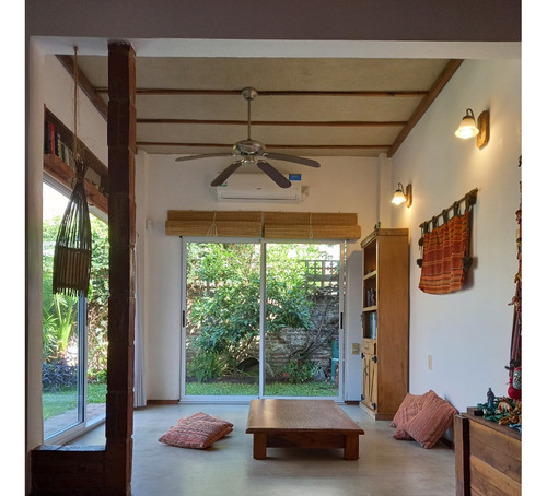 Casa 4 Ambientes, Con Jardín, Parrilla, Terraza Y Espacio De Usos Múltiples, En Villa Ballester.