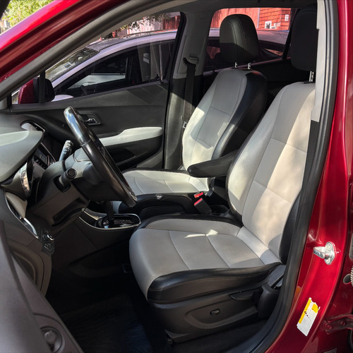 Chevrolet Tracker 1.8 Awd Premier +