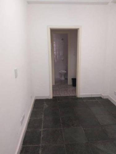 Imagem 12 de 20 de Sobrado Comercial No Tatuapé Com 5 Salas, 1 Vaga, 3 Wcs, 117m² - So0758