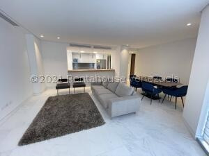 Imagen 3 de 14 de #22-2938 Lujoso Y Moderno Apartamento En Las Mercedes