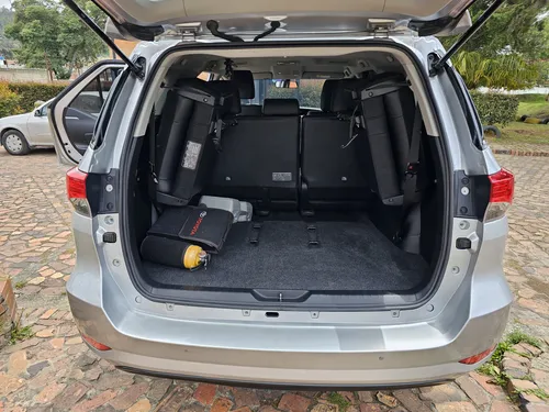 Diesel, Automática, 4x2, Full Equipo