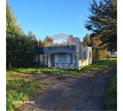 Venta De Terreno Con Cabañas En Castro