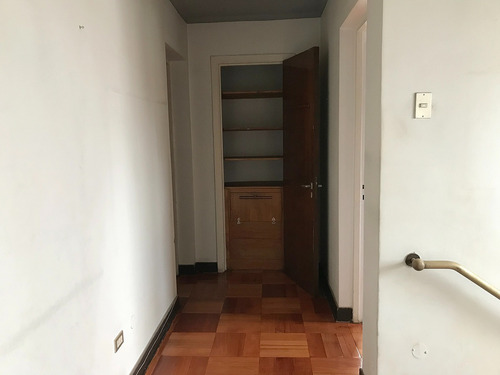 Imagen 5 de 21 de Excelente Casa Para Remodelar Gran Terreno