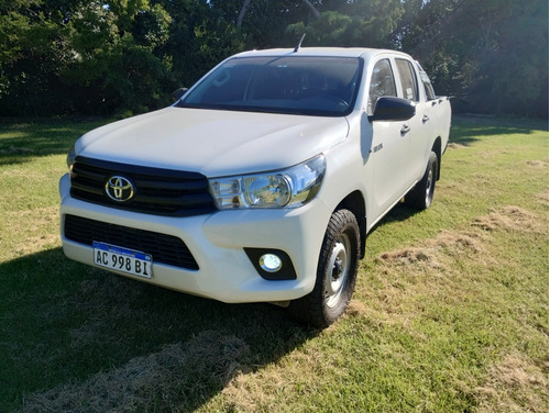 Toyota Hilux 2.4 Cd 150cv 4x2