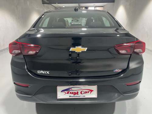 Chevrolet Onix plus 1.0 Lt 4p