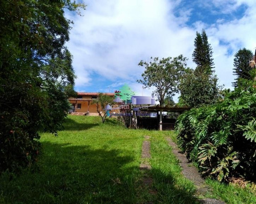 Chácara Bem Localizada Em Atibaia - Venda - Ch00724