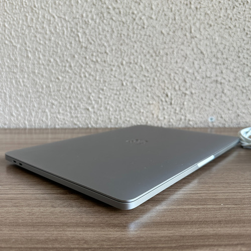 Macbook Pro 13 M1, 2020, 16gb, 512gb, Space Grey, Impecável (Usado)