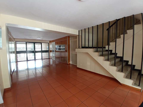 Imagen 25 de 27 de En Venta Apartamento Remodelado 144 M² 4h/3b/2 Pe Chuao