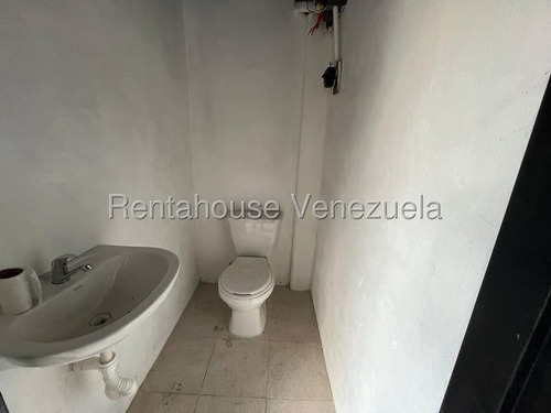 Juan Carlos González. Renta House Carabobo Alquila Galpón Comercial Lisandro Alvarado Valencia Mls #25-23261 Rah/jcg.