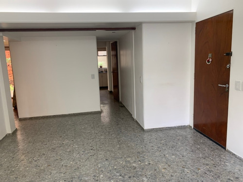Imagen 8 de 30 de Ph 3 Ambientes - Al Frente - Patio - Excelente