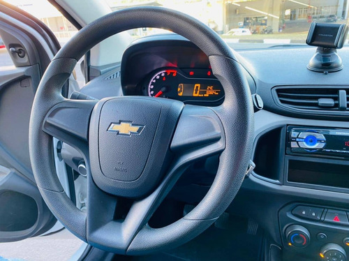 Imagem 12 de 15 de Chevrolet Onix 1.0 Mpfi Joy 8v Flex 4p Manual