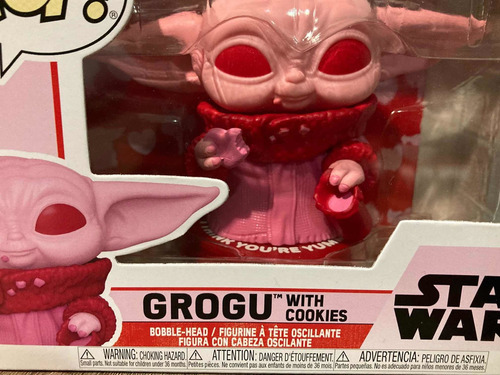 Paquete Star Wars (trivia Box + Funko Grogu-cookie)