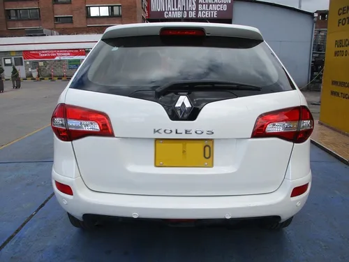 Renault Koleos DYNAMIQUE 4X4 2500CC MT AA