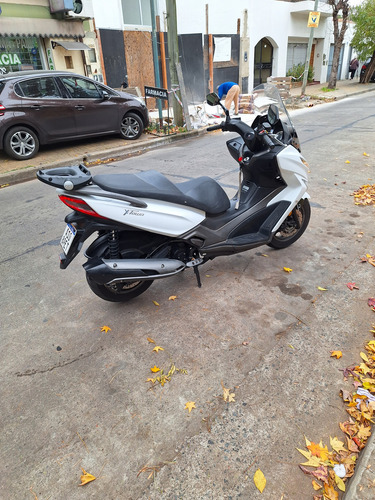 Kymco X-town 250i. Impecable. Incluye Baúl Trasero Y 3 Casco