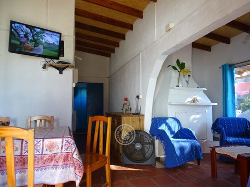 Narviz En Punta Del Diablo
