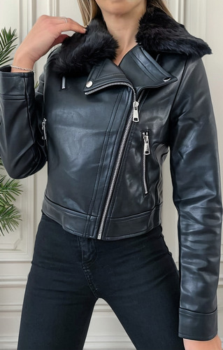 Campera De Ecocuero, Con Cuello De Piel Desmontable.