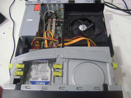 Computador Positivo Proc I3, 4gb Memoria ,hd 320 Semi -novo