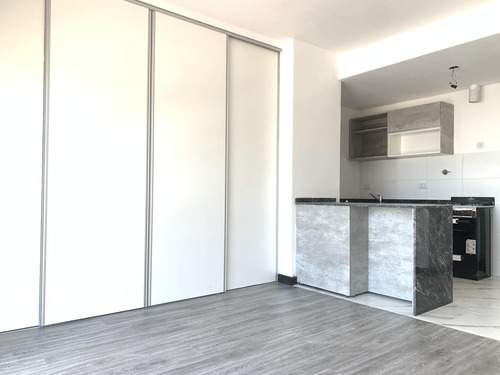 Venta Departamento Monoambiente Banfield.