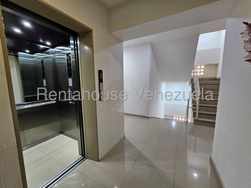Apartamento Moderno En Venta Urb La Soledad Maracay Amoblado Con Planta Electrica Pozo De Agua Kg:25-12181