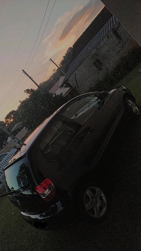 Imagem 3 de 4 de Volkswagen Fox 2009 1.0 Vht City Total Flex 5p