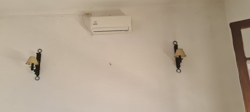 Casa 2 Dormitorios, 2 Baños. Barrio Oeste.