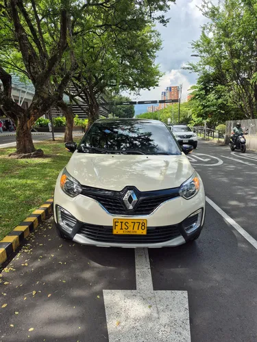 Renault Captur 2.0 Intens Automática