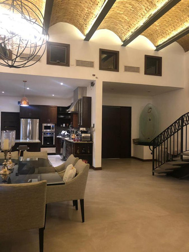 Venta De Casa En Río Tajo 4 Recámaras