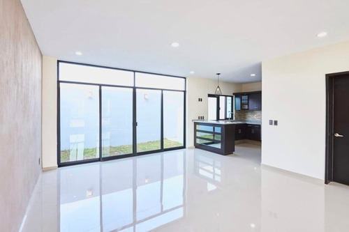 Imagen 2 de 13 de Casa Nueva Con Roof Garden En Coto En Valle Imperial