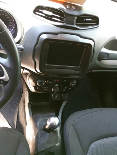 Jeep Renegade 1.8 Sport