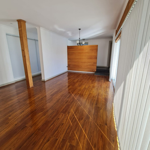 Se Arrienda Con Compromiso De Compra, Amplia Casa En Nogales
