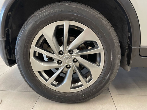 Nissan X-Trail 2.5 Exclusive 2 Row Cvt
