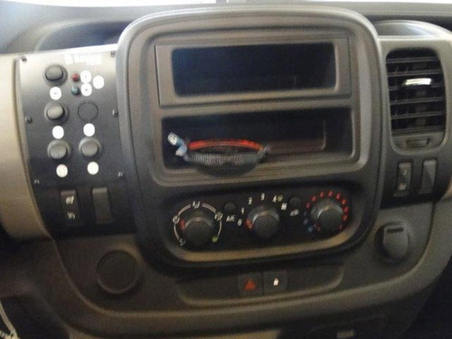 2015 Renault Traffic Ambulancia