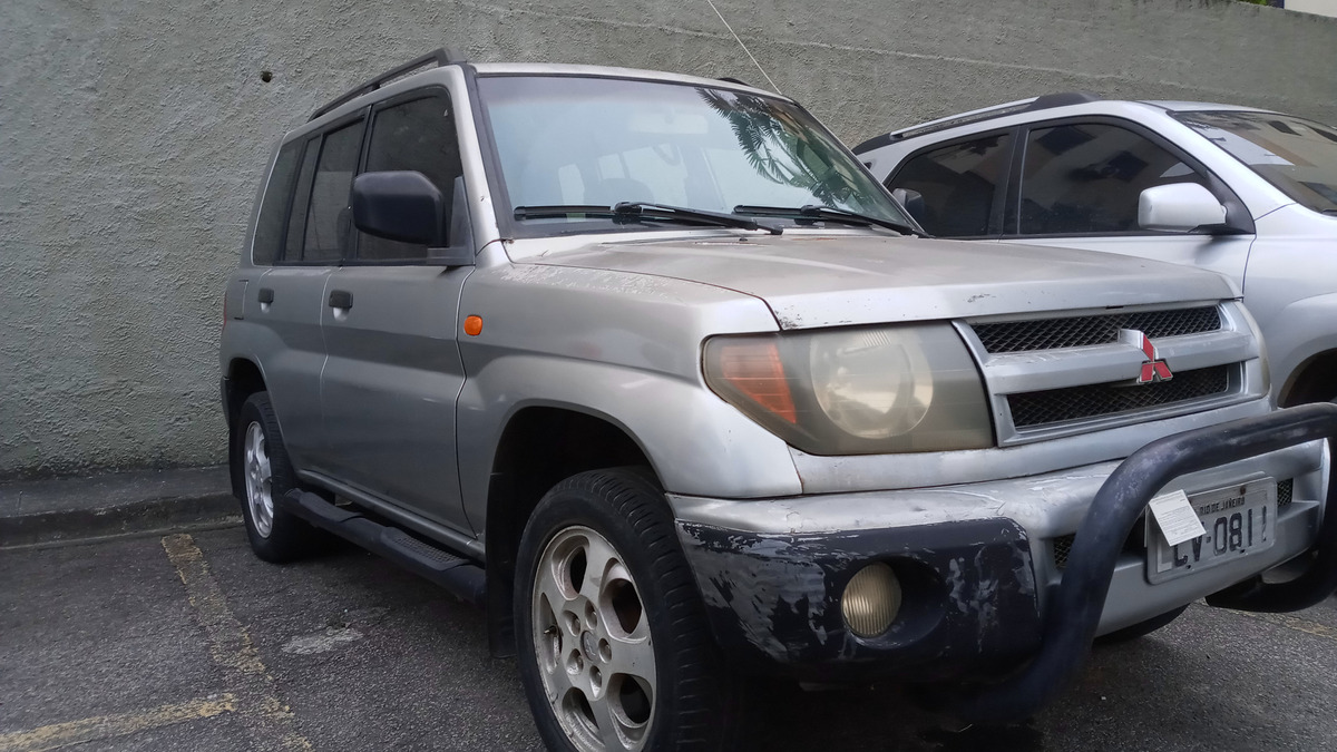 Mitsubishi Pajero io 1.8 5p