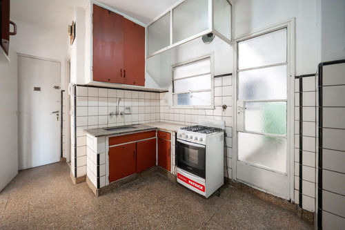 Venta - 4 Amb Con Dependencia Y Doble Balcón - Apto Crédito - Balvanera