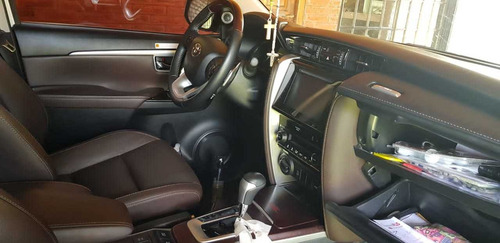 Toyota Sw4 2.8 Srx 177cv 4x4 7as At 2019