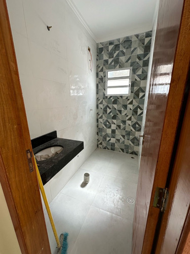 Casa Nova Com Piscina Próximo Da Praia.