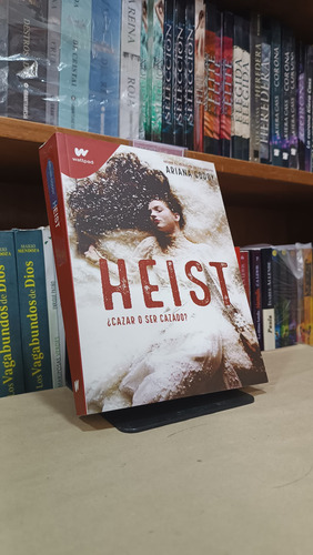 Heist (con Detalles) - Ariana Godoy (a)