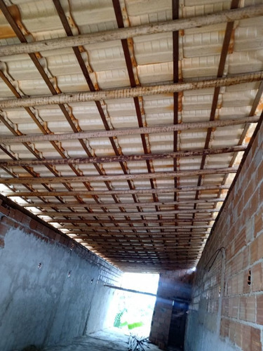 Imagem 5 de 8 de Casa Com 4 Quartos Para Comprar No Castanheira Em Santa Luzia/mg - 1508