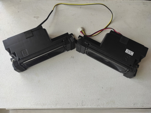 Imagen 3 de 4 de Cornetas Para Tv Samsung 32 Pulgadas Led Un32eh5000