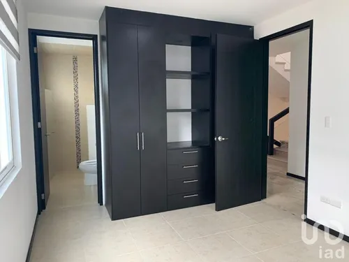 Venta Casa 3 Ambientes Lomas De Angelópolis