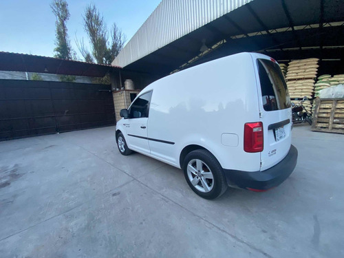 Imagen 6 de 12 de Volkswagen Caddy 2016 1.6 Base Mt