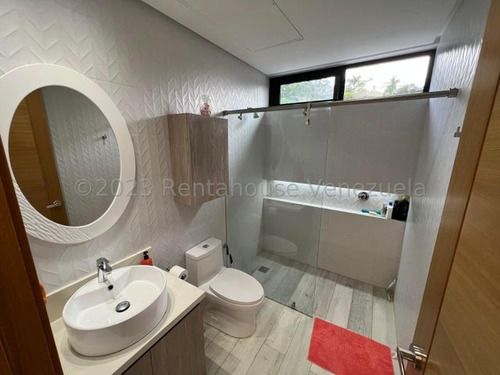 Ag. Vende Casa Totalmente Nueva En Cerro Verde Mls #24-17981