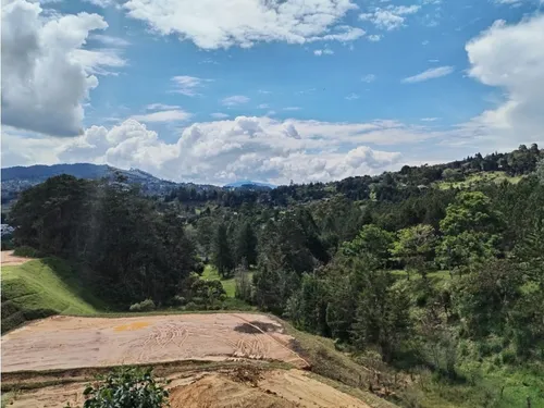 Lote En Venta, Vista Panorámica Y Excelente Ubicación, Guarne