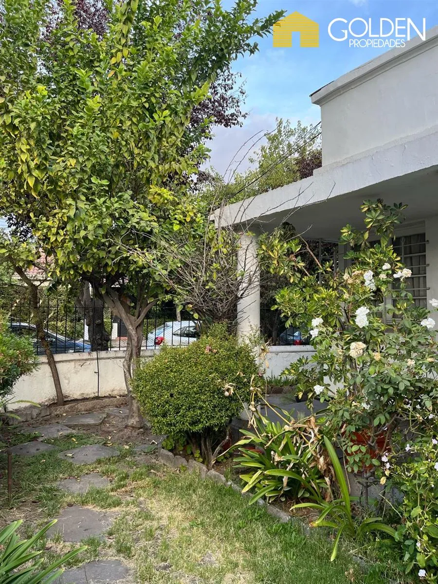Imagen 4 de 23 de Casa En Venta De 3 Dorm. En Ñuñoa