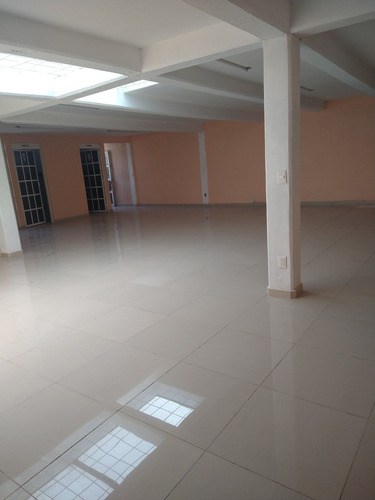 Imagen 1 de 14 de Oficinas/bodega En Renta En Tultitlan