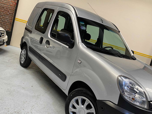 Renault Kangoo 1.6 Furgon Ph3 Confort 5as Lc 2016