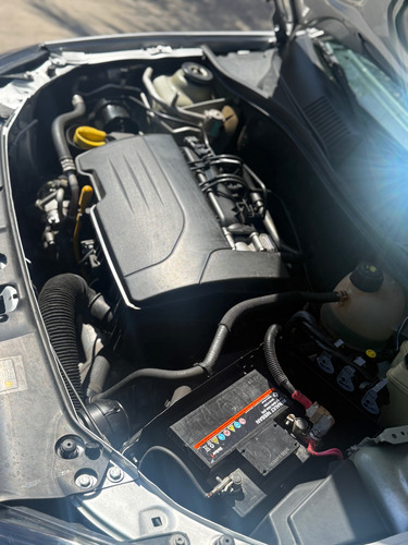Renault Clio 1.2 Mio Confort Plus Abs Abcp