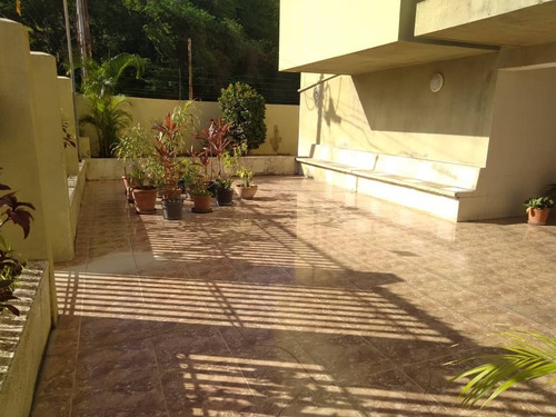 Imagen 14 de 15 de En Alquiler Apartamento Resd. Parque Mar, Puerto La Cruz