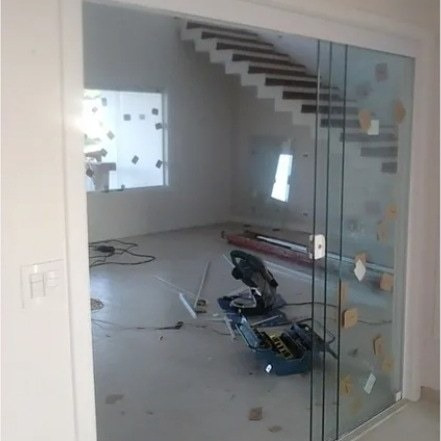 Imagem 4 de 5 de Box P/banheiro Em Até 24 Horas , Janelas Tipo Blindex...